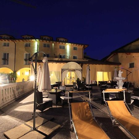 Borgo Dei Poeti Romantik Hotel Manerba del Garda Exterior photo