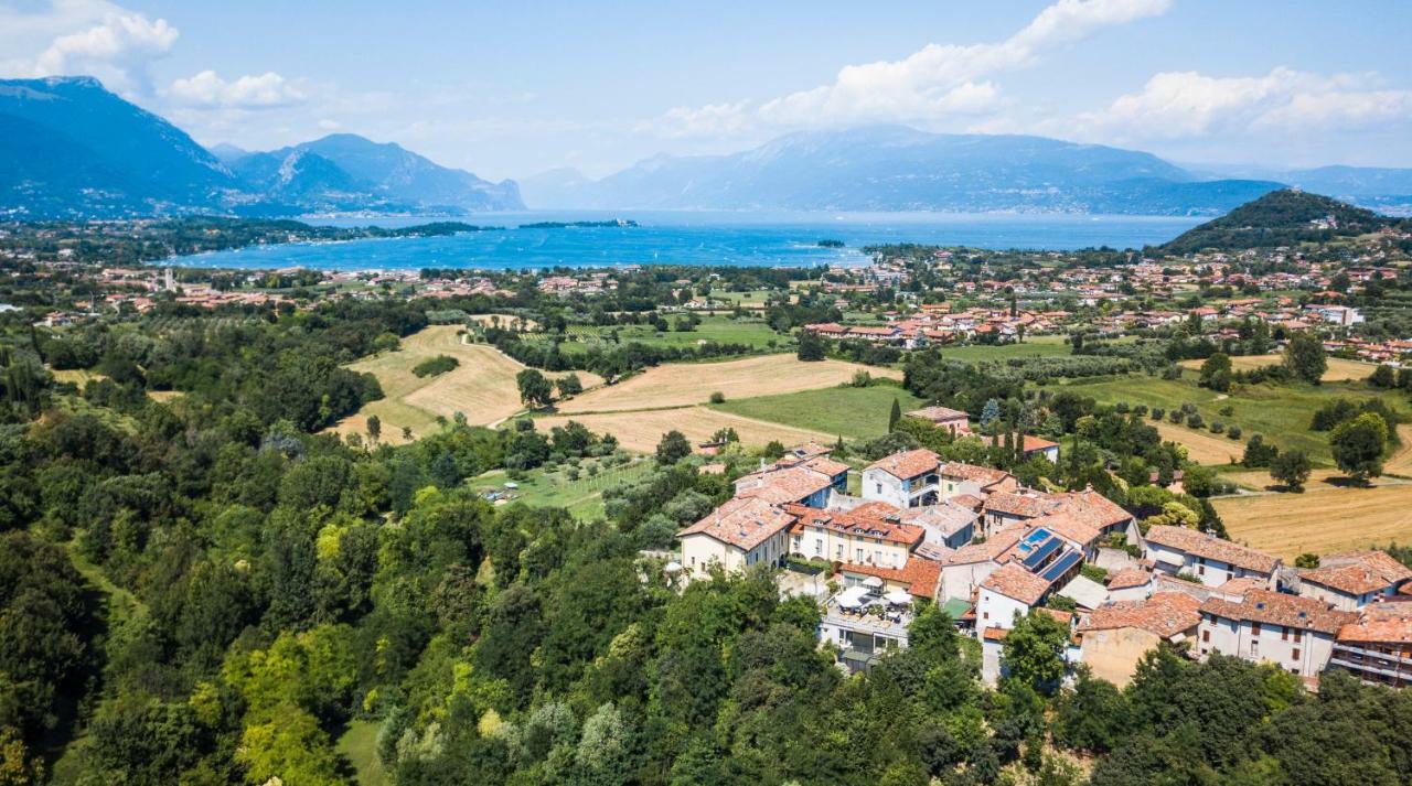 Borgo Dei Poeti Romantik Hotel Manerba del Garda Exterior photo